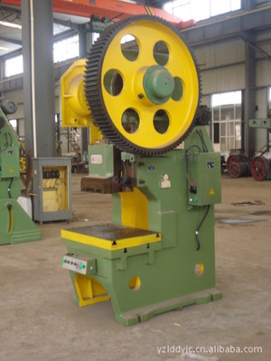 現貨批量供應上海二鍛揚州基地產J23-16t普通沖床(揚州力達)圖片,現貨批量供應上海二鍛揚州基地產J23-16t普通沖床(揚州力達)圖片大全,揚州市力達鍛壓機床-8-